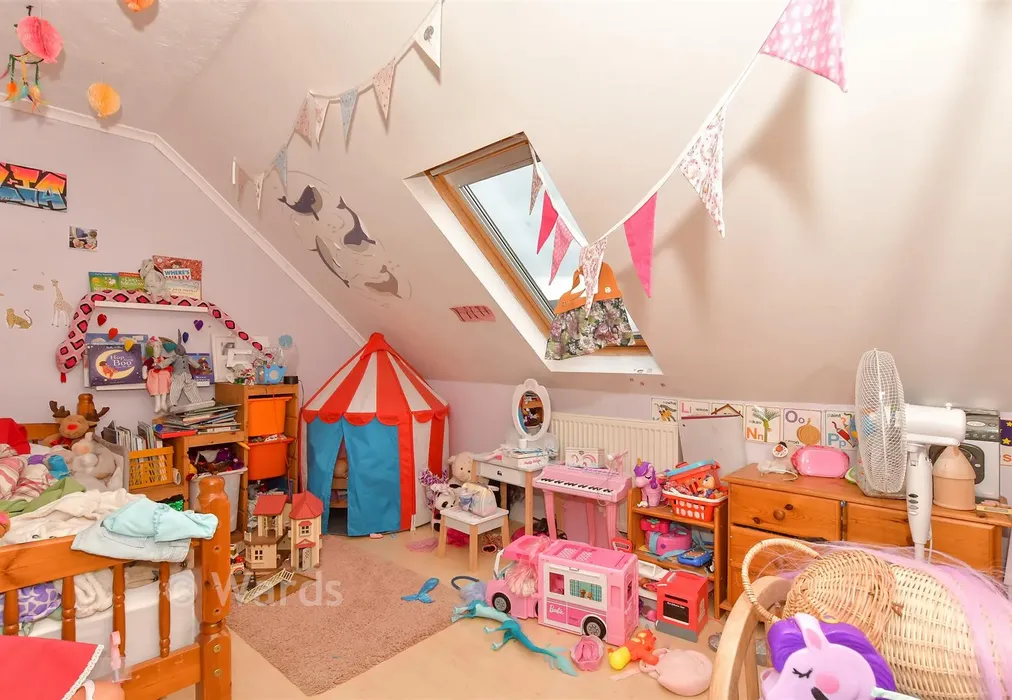 Bedroom 2 - Dryland Road, Snodland, Kent - Wards of Kent