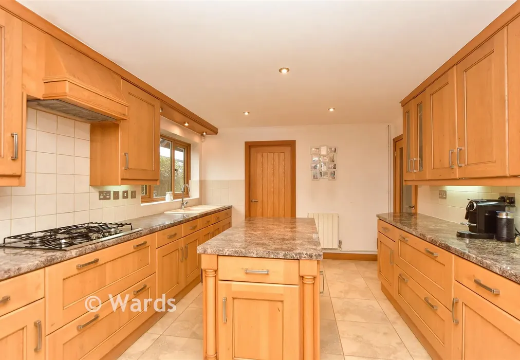 Kitchen - The Street, Hartlip, Sittingbourne, Kent - Wards of Kent