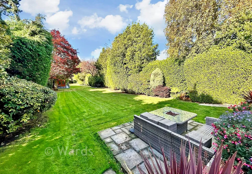 Rear Garden - The Street, Hartlip, Sittingbourne, Kent - Wards of Kent