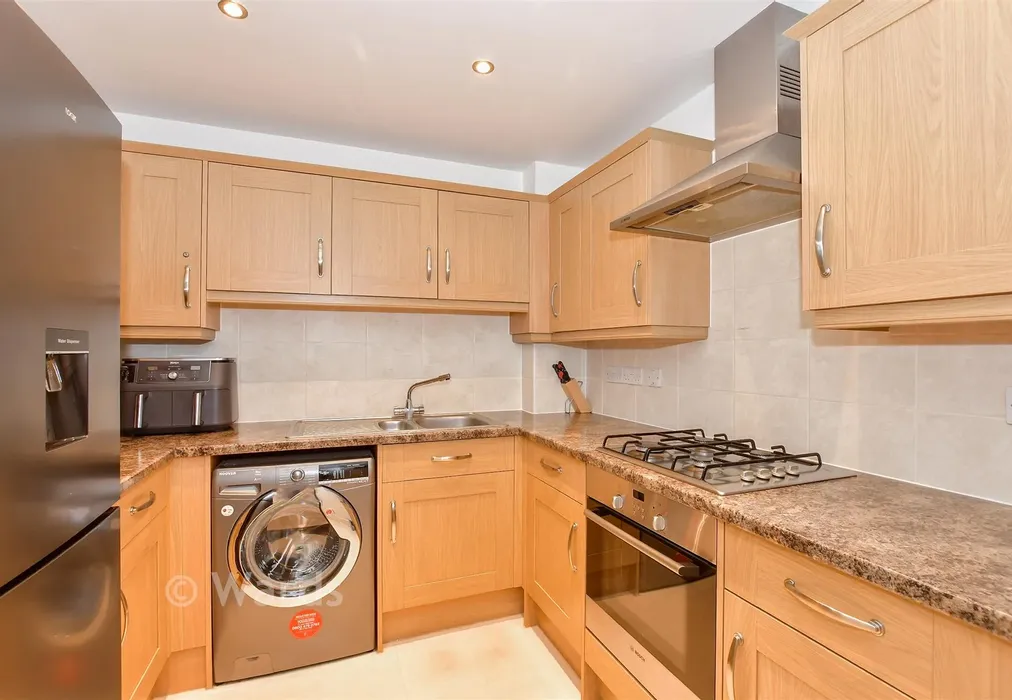 Kitchen - Hart Street, Maidstone, Kent - Wards of Kent