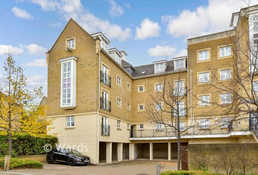 Sandpiper Close, Greenhithe, Kent - Wards of Kent