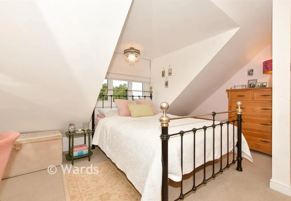 Bedroom 1 - Newton Road, Whitstable, Kent - Wards of Kent