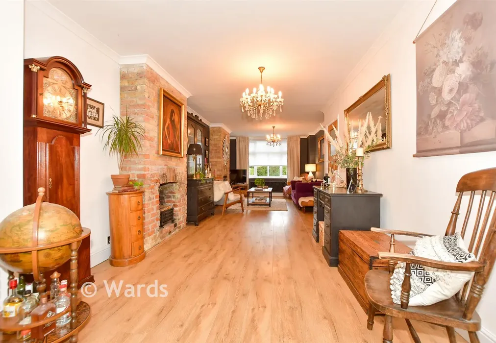 Lounge - Newton Road, Whitstable, Kent - Wards of Kent