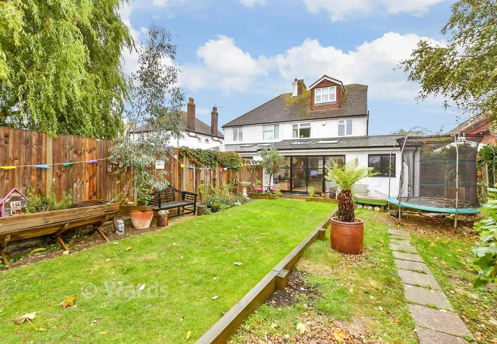 Rear Garden - Newton Road, Whitstable, Kent - Wards of Kent