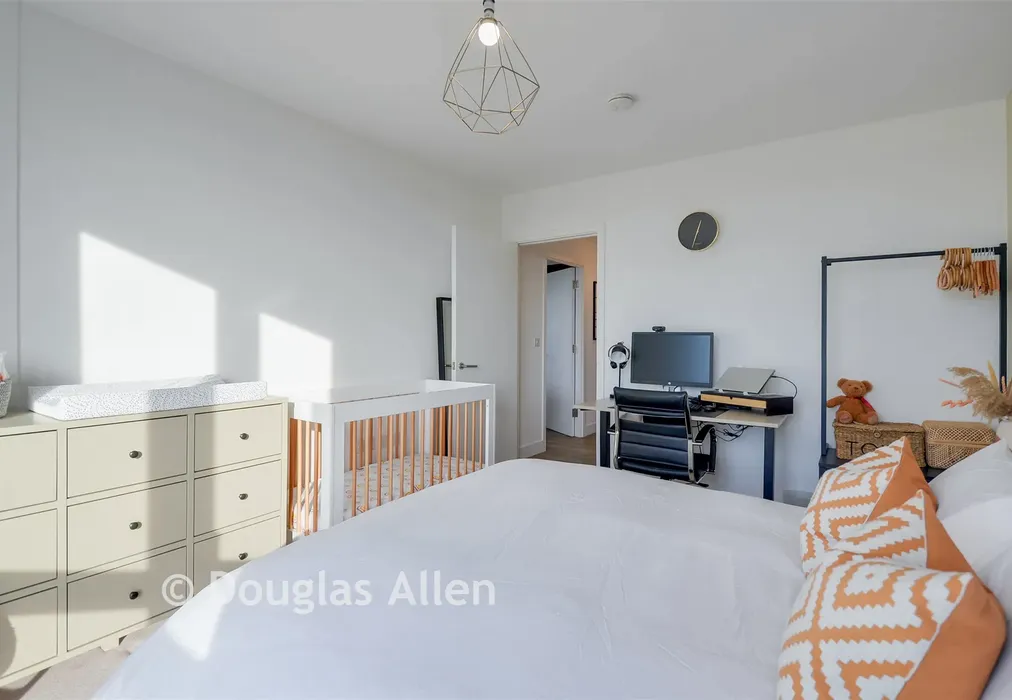 Bedroom 2 - Beck Square, Leyton - Wards of Kent