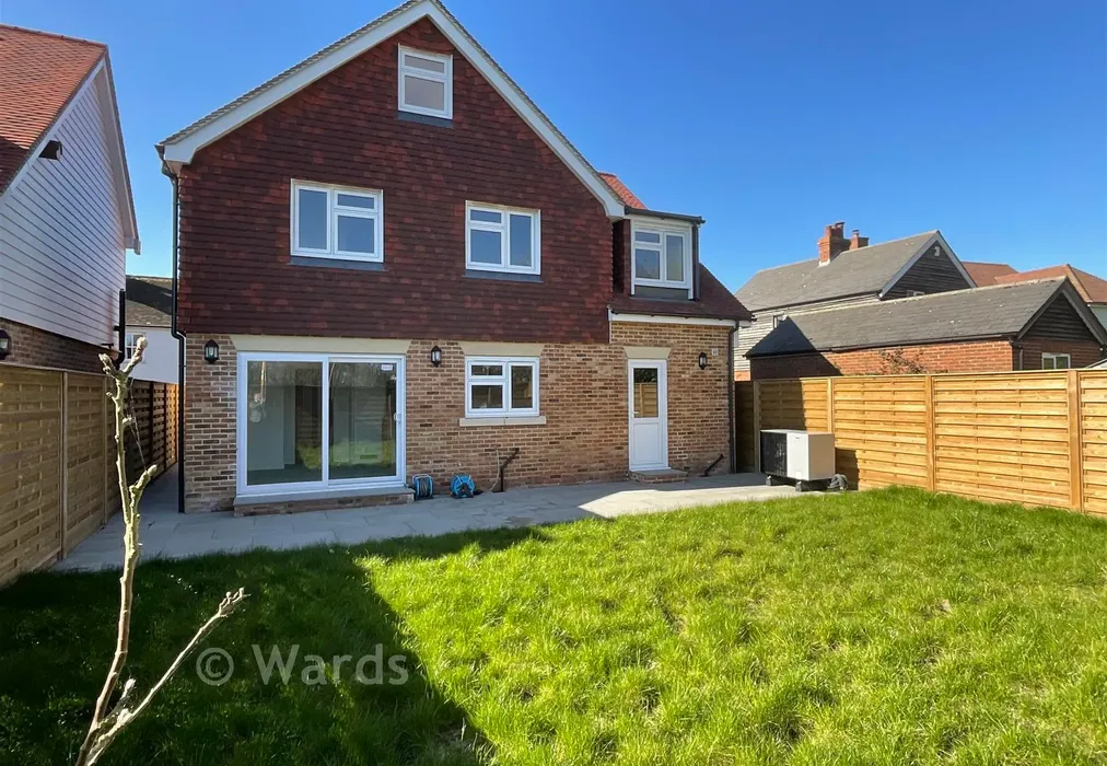 Rear Garden - Brookland, Kent - Wards of Kent