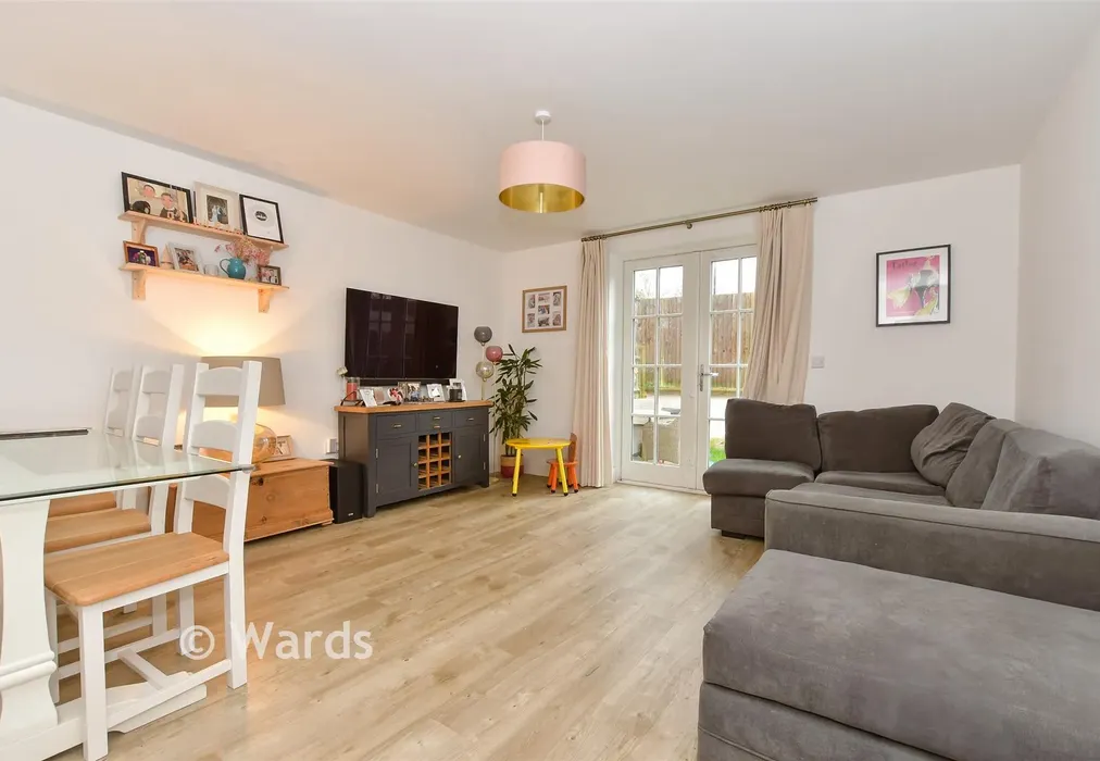 Lounge - Six Fields Path, Tenterden, Kent - Wards of Kent