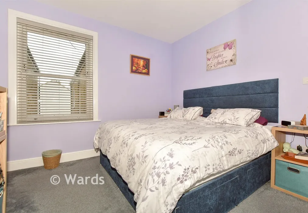 Bedroom 1 - Mickleburgh Hill, Herne Bay, Kent - Wards of Kent