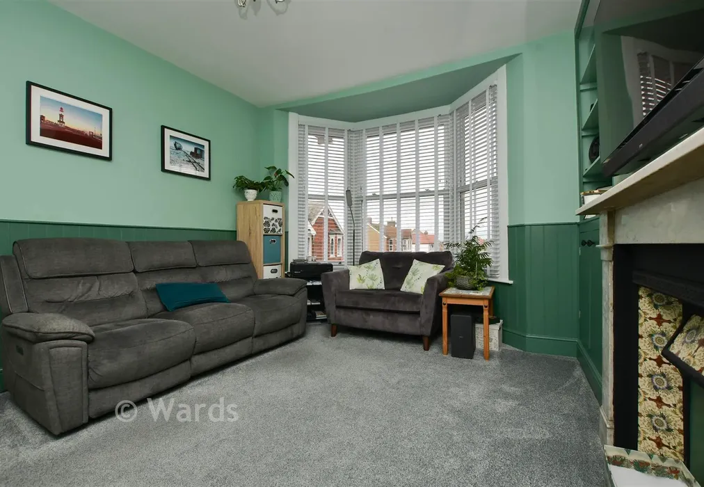 Lounge - Mickleburgh Hill, Herne Bay, Kent - Wards of Kent