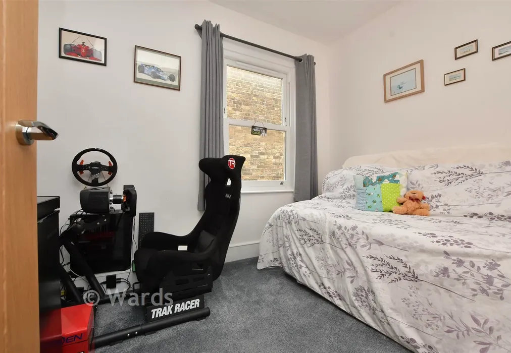 Bedroom 2 - Mickleburgh Hill, Herne Bay, Kent - Wards of Kent