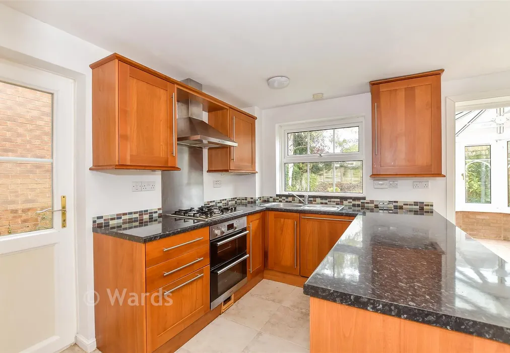 Kitchen/Diner - Treetops, Tonbridge, Kent - Wards of Kent