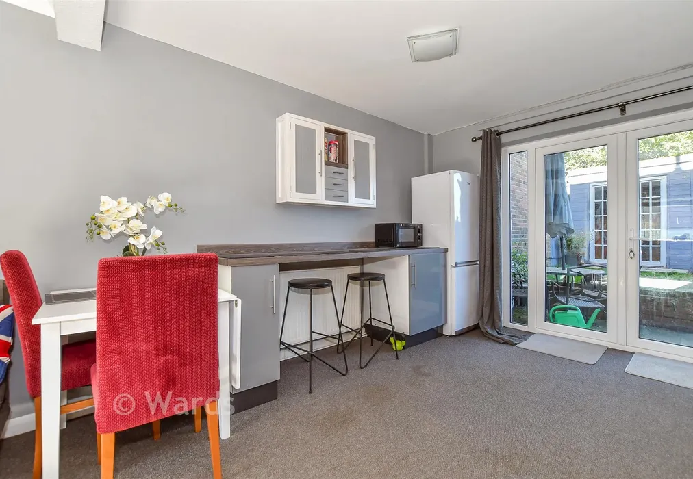 Lounge/ Diner - Rectory Way, Kennington, Ashford, Kent - Wards of Kent