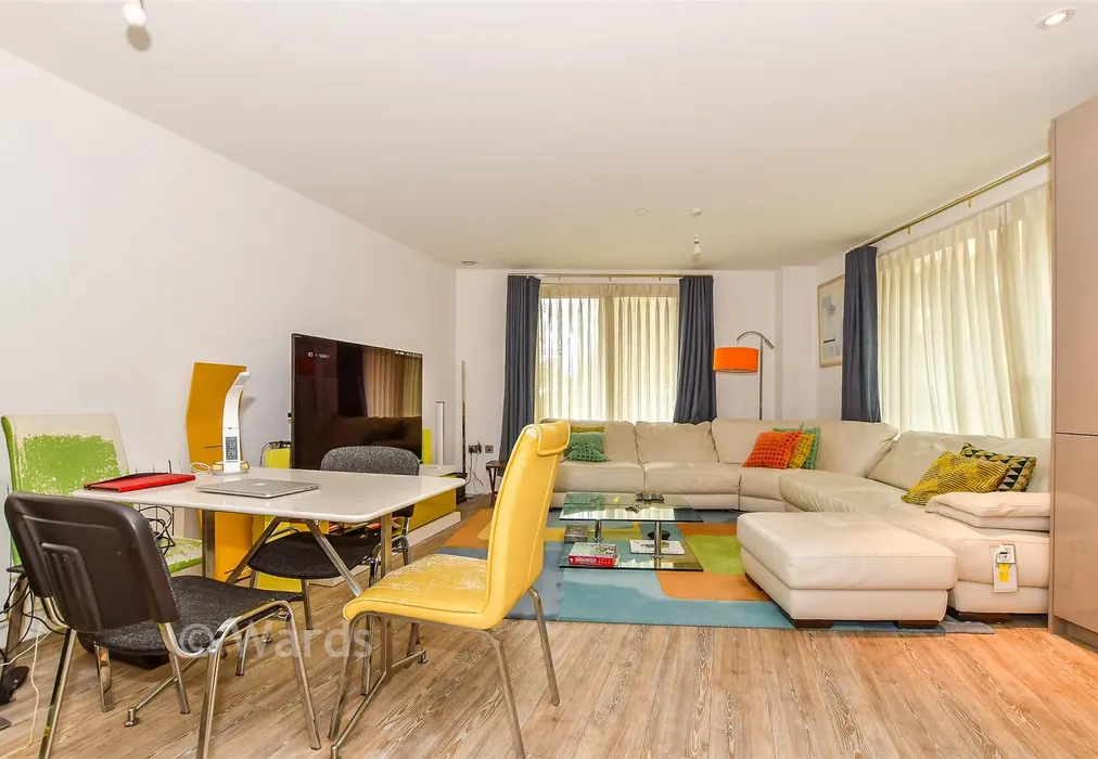 Bathroom - Linden Park Road, Tunbridge Wells, Kent - Wards of Kent