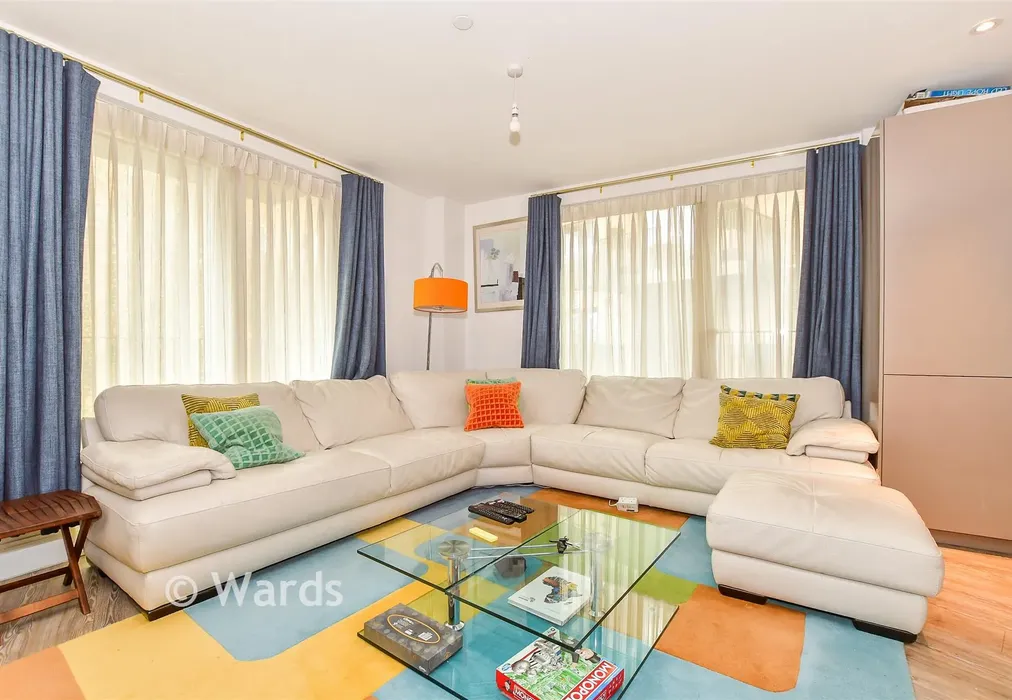 Lounge/ Diner/ Kitchen - Linden Park Road, Tunbridge Wells, Kent - Wards of Kent