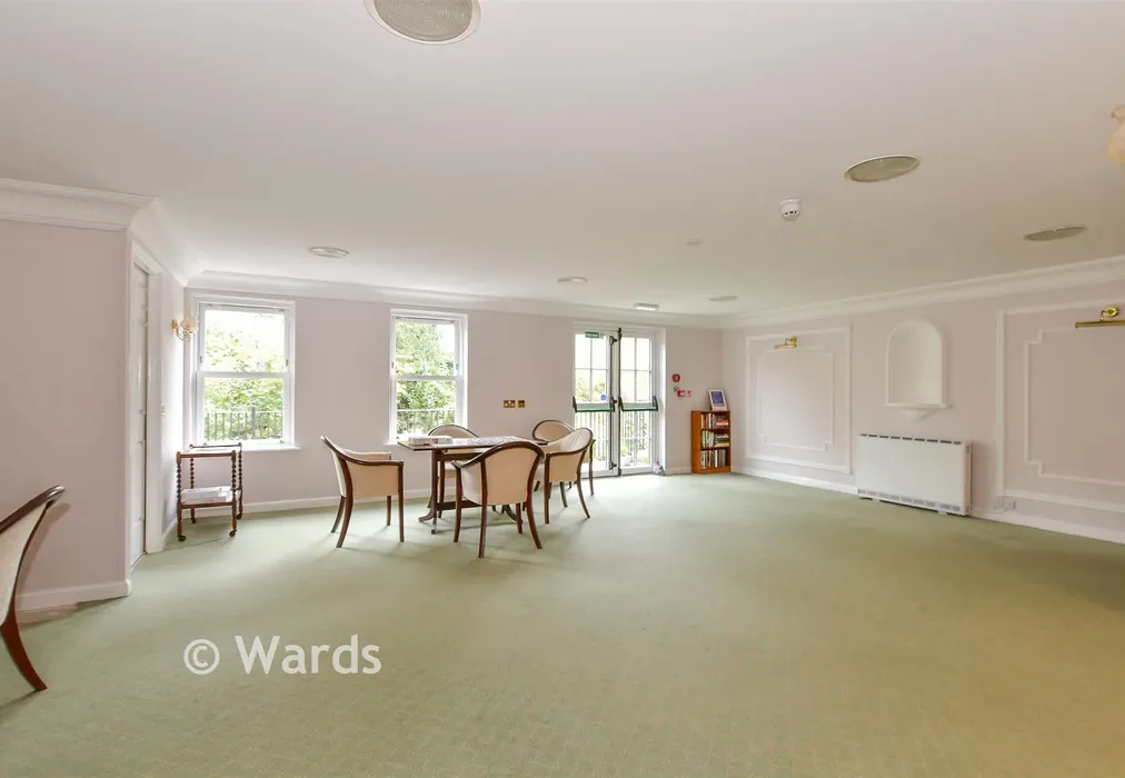 Communal Lounge - Stour Street, Canterbury, Kent - Wards of Kent
