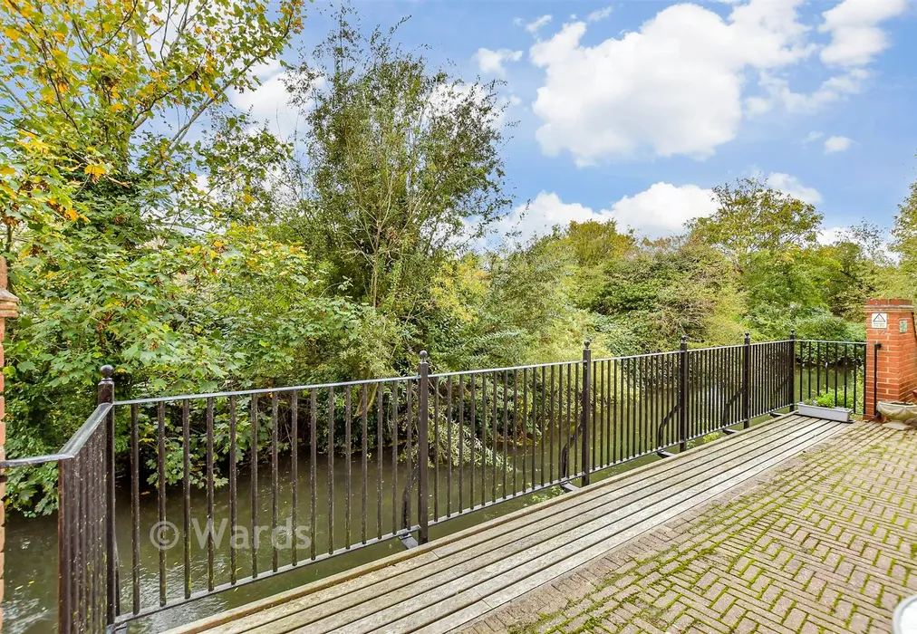 Communal Gardens - Stour Street, Canterbury, Kent - Wards of Kent