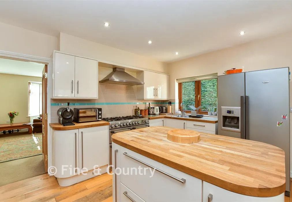 Kitchen/ Dining /Family Room - Cuckoo Lane, Tonbridge, Kent - Wards of Kent