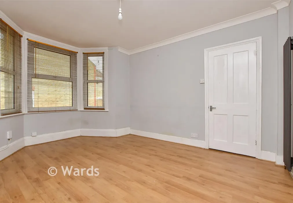 Lounge - Nash Court Gardens, Margate, Kent - Wards of Kent