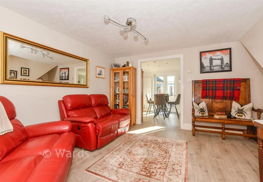 Lounge - Turner Avenue, Cranbrook, Kent - Wards of Kent