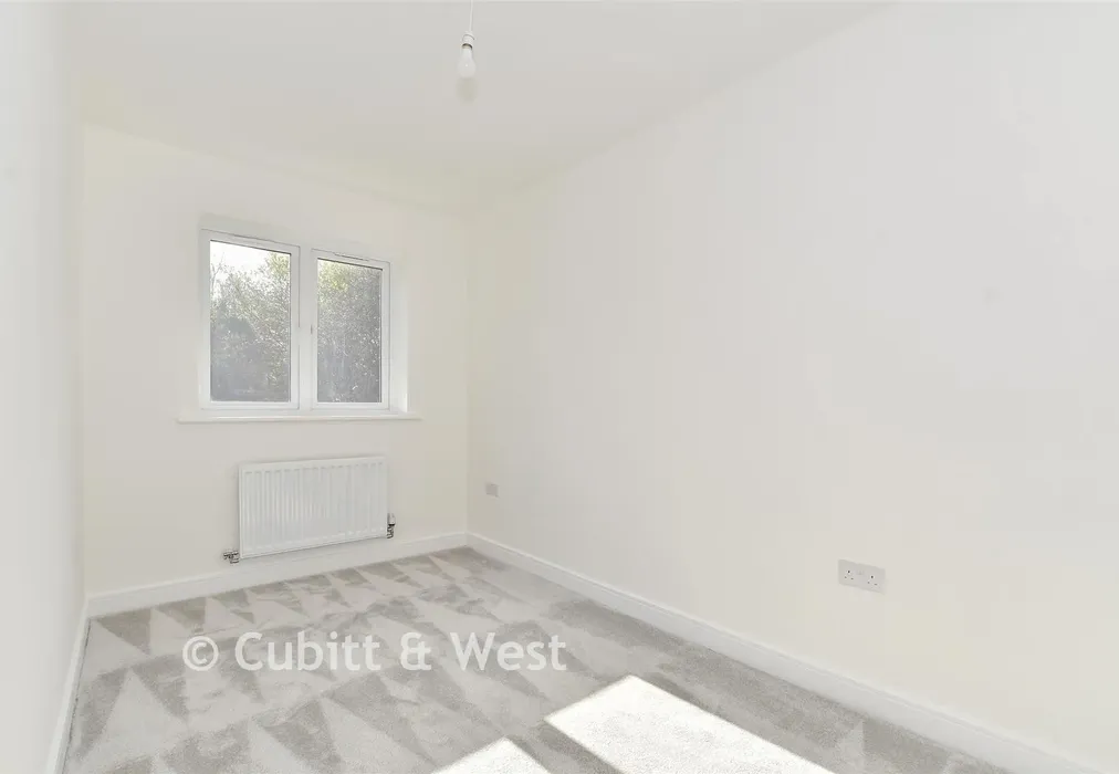 Bedroom 3 - Seedlings Drive, Pearmain Place, Crowborough, East Sussex - Wards of Kent