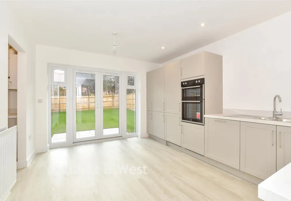 Kitchen - Seedlings Drive, Pearmain Place, Crowborough, East Sussex - Wards of Kent