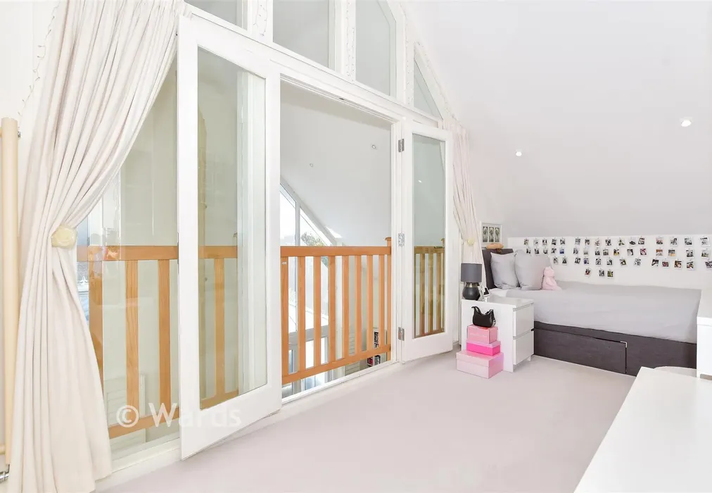 Bedroom 2 - Mount Lane, Bearsted, Maidstone, Kent - Wards of Kent