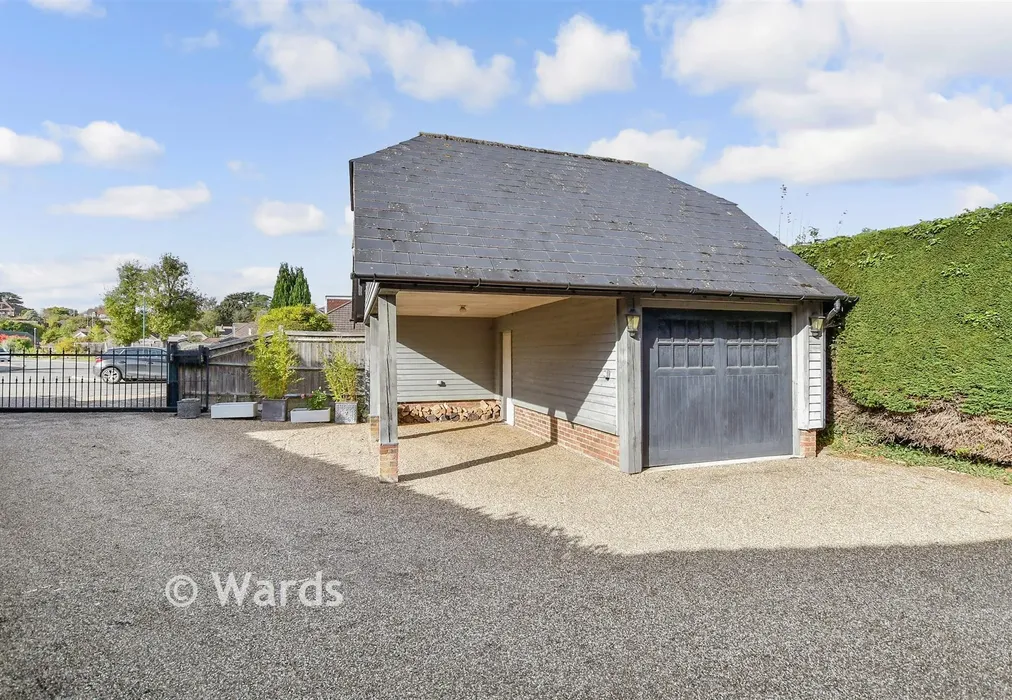 Garage - Mount Lane, Bearsted, Maidstone, Kent - Wards of Kent