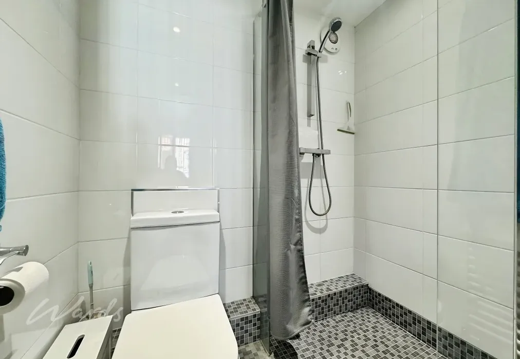 Paragon shower use - Paragon Street Ramsgate CT11 - Wards of Kent