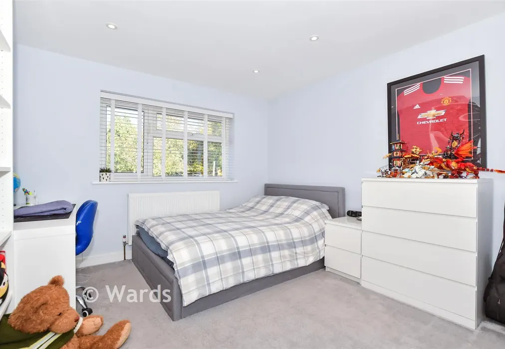 Bedroom 2 - Spruce Close, Larkfield, Aylesford, Kent - Wards of Kent