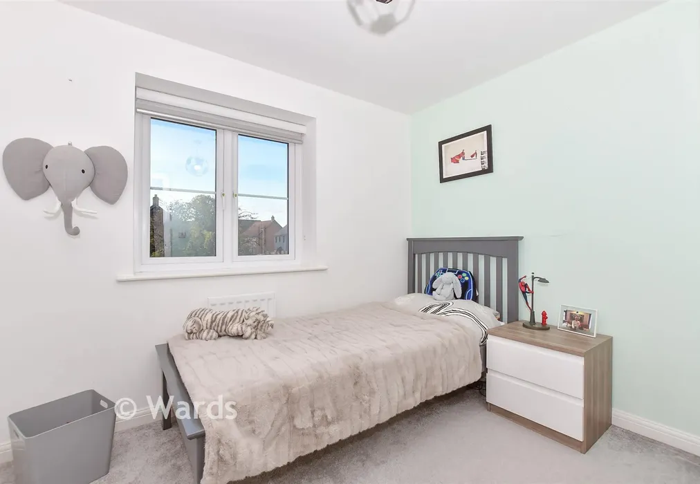 Bedroom 4 - Broke Wood Way, Maidstone, Kent - Wards of Kent