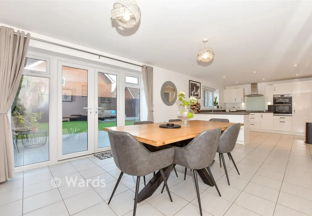 Kitchen/Diner - Broke Wood Way, Maidstone, Kent - Wards of Kent