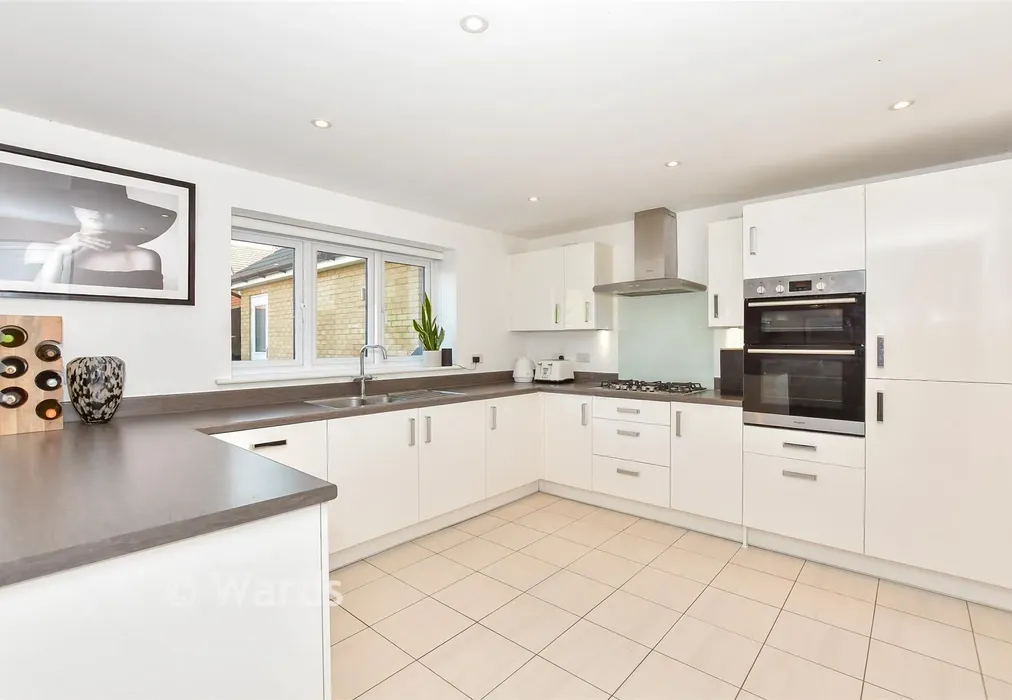 Kitchen/Diner - Broke Wood Way, Maidstone, Kent - Wards of Kent