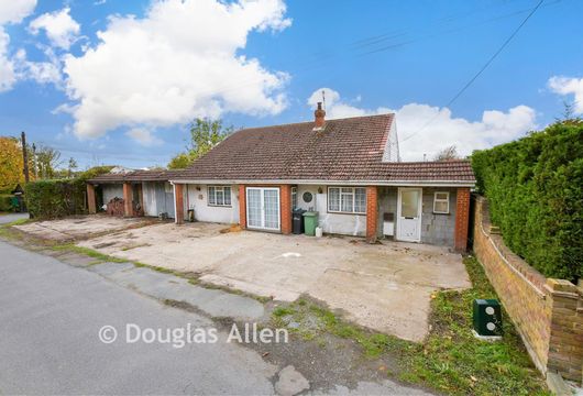 Fieldway, Wickford, Essex - Wards of Kent