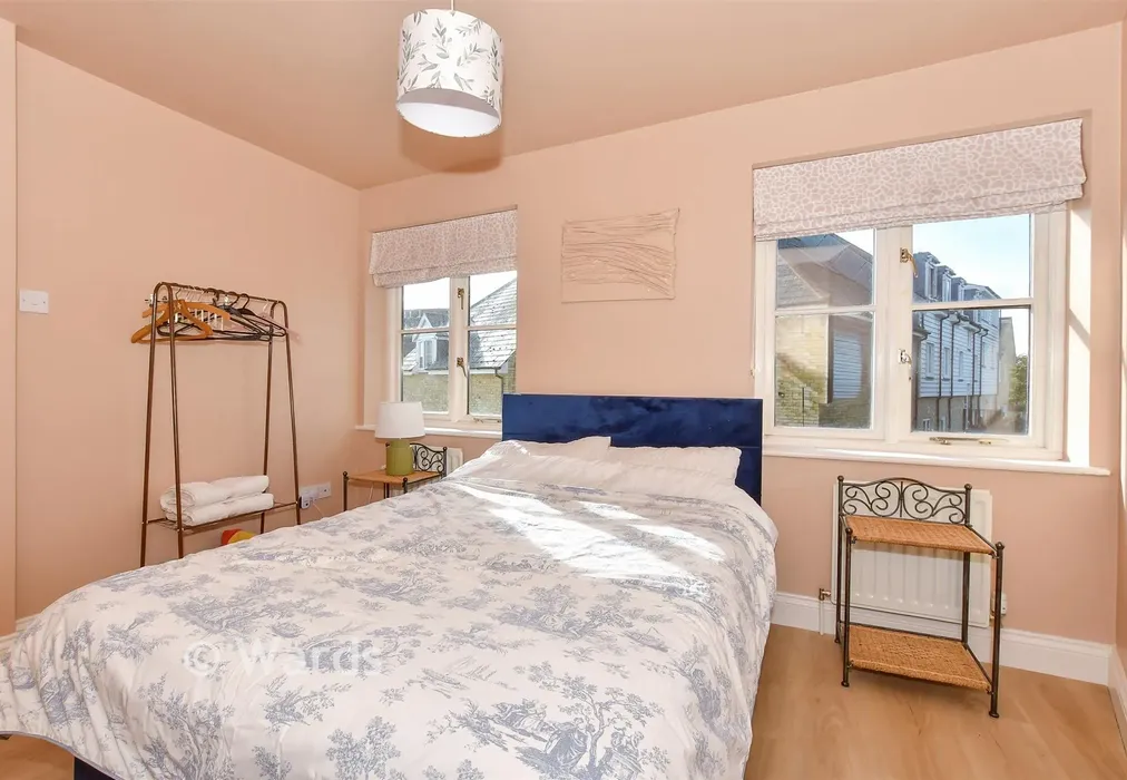Bedroom 2 - Canterbury Road, Whitstable, Kent - Wards of Kent