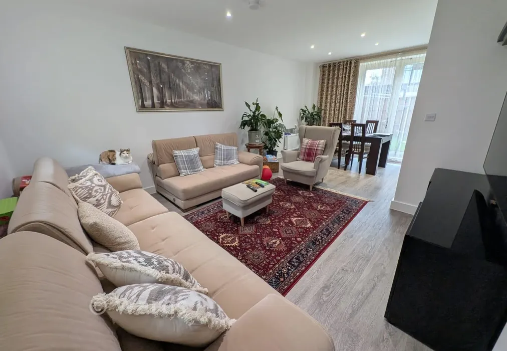 Lounge - Telemon Close, Rochester, Kent - Wards of Kent