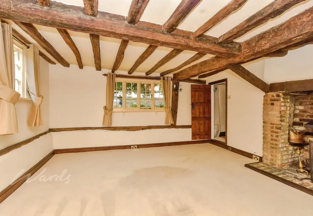 westeria lounge - The Street Hartlip ME9 - Wards of Kent