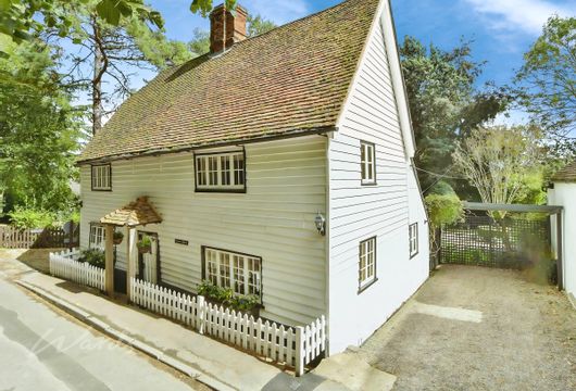 The Street Hartlip ME9 - Wards of Kent