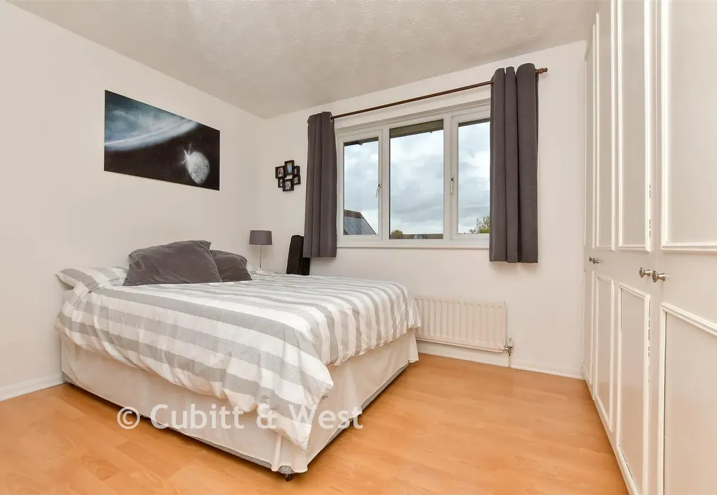 Bedroom 2 - Crocus Close, Croydon, Surrey - Wards of Kent