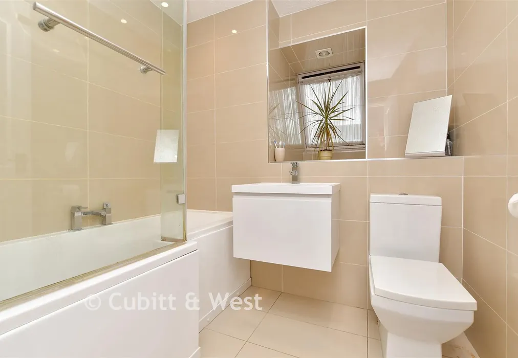 Bathroom - Crocus Close, Croydon, Surrey - Wards of Kent