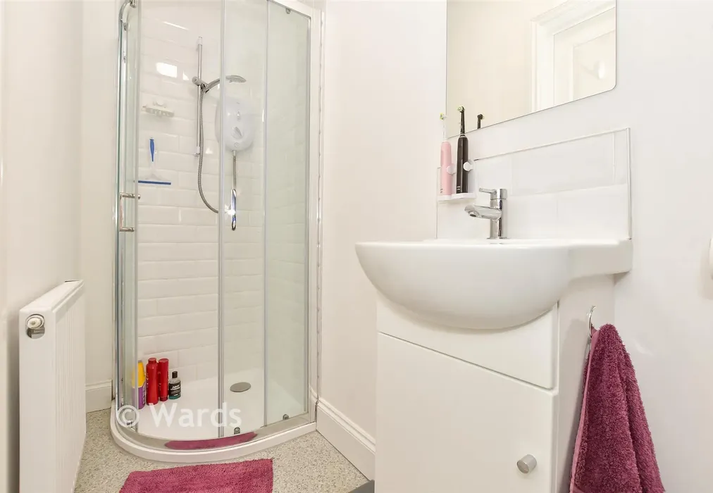 Shower Room - Custom House Lane, Deal, Kent - Wards of Kent