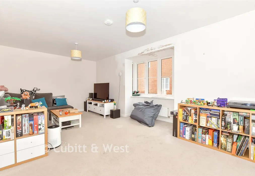 Lounge - Utah Close, Fareham, Hampshire - Wards of Kent