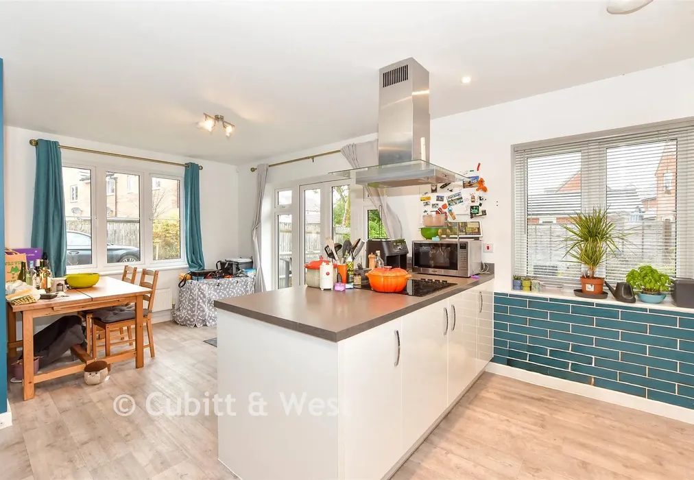 Kitchen/Diner - Utah Close, Fareham, Hampshire - Wards of Kent