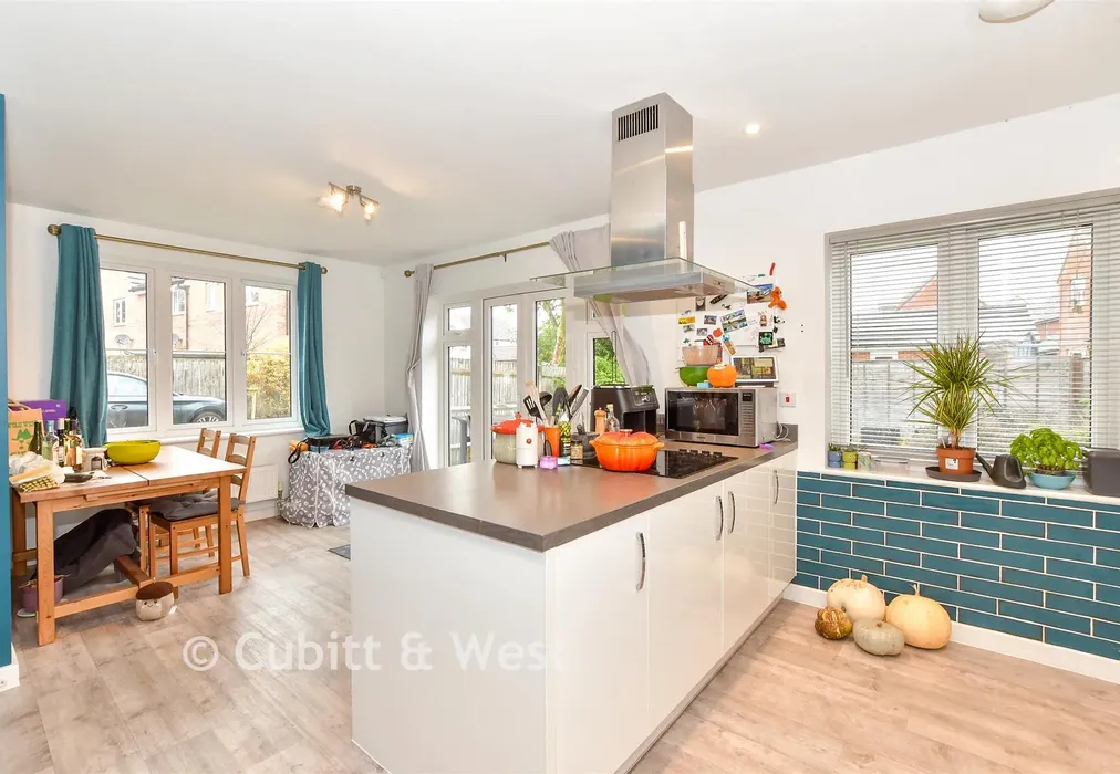 Kitchen/Diner - Utah Close, Fareham, Hampshire - Wards of Kent