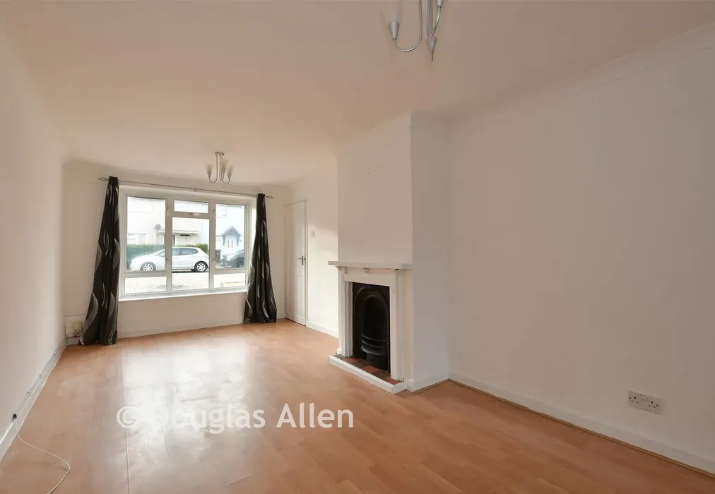 Lounge/ Dining Room - Boult Road, Basildon, Essex - Wards of Kent