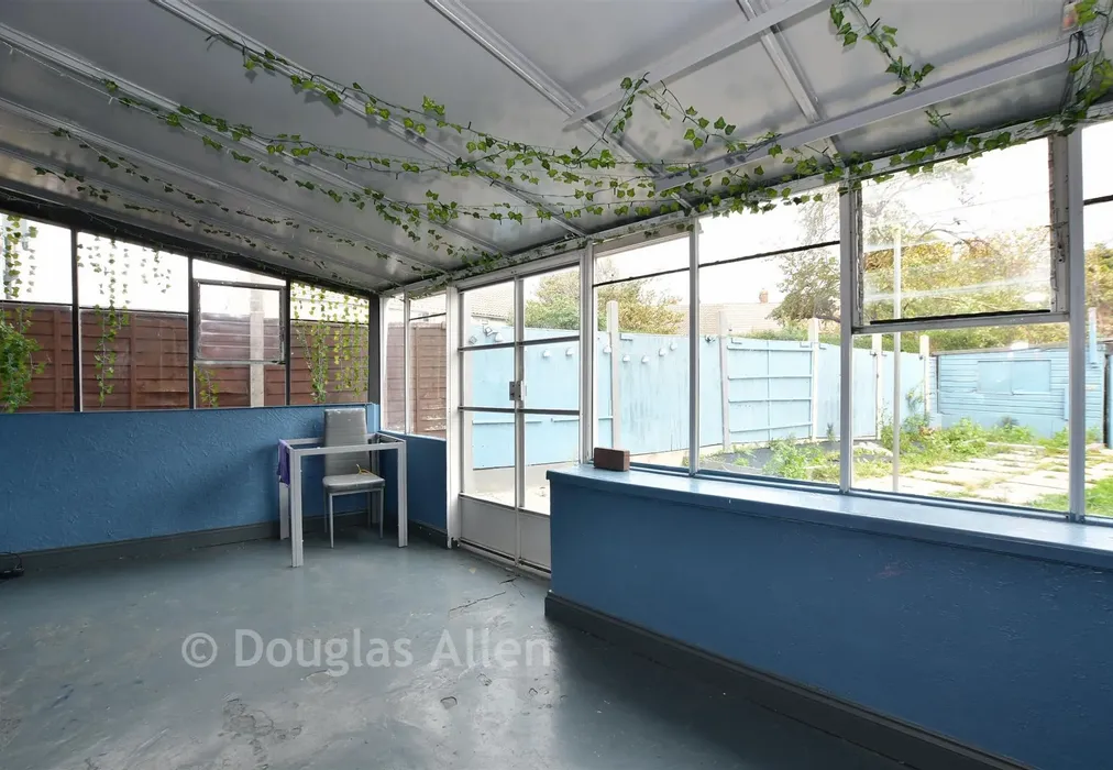 Conservatory - Boult Road, Basildon, Essex - Wards of Kent