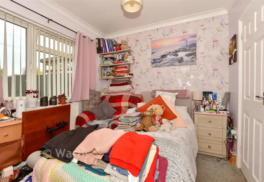 Bedroom 1 - Margate Road, Broomfield, Herne Bay, Kent - Wards of Kent