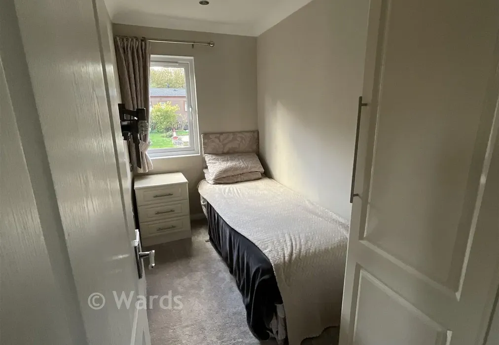 Bedroom 2 - Church Hill, Boughton Monchelsea, Maidstone, Kent - Wards of Kent