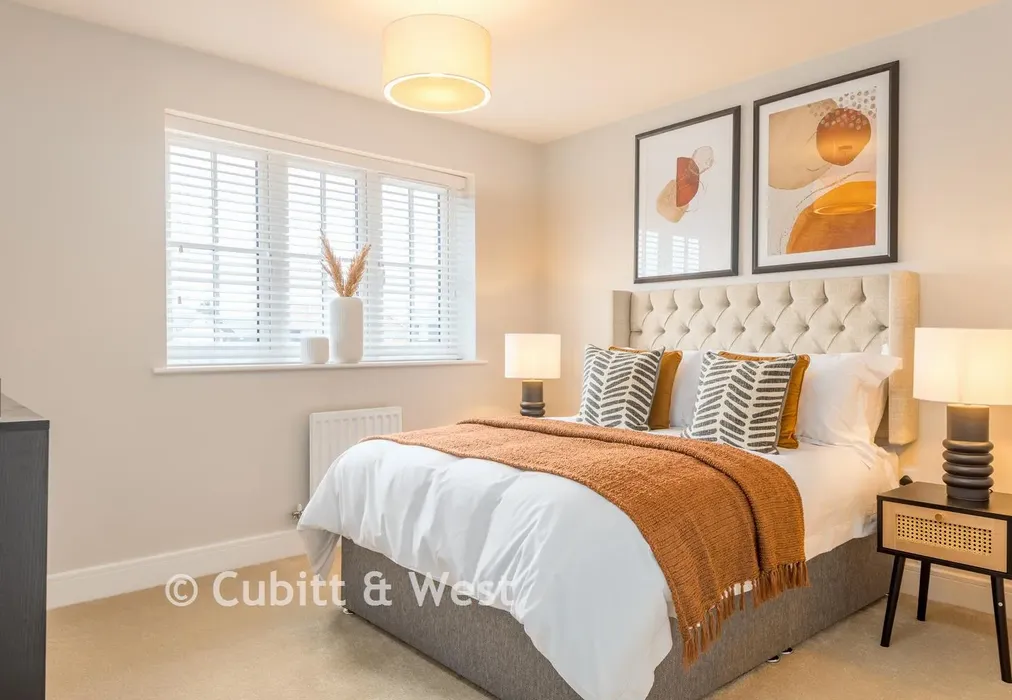 Bedroom 1 - Pearmain Place, Seedlings Drive, Crowborough, East Sussex - Wards of Kent