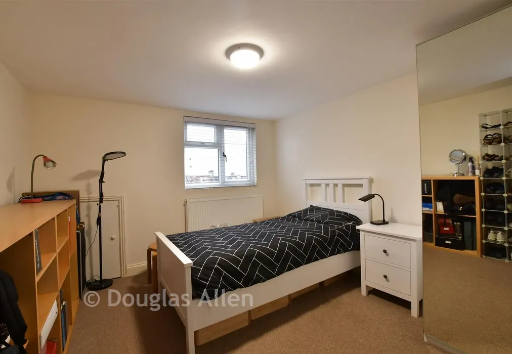 Bedroom 4 - Colchester Road, Leyton - Wards of Kent