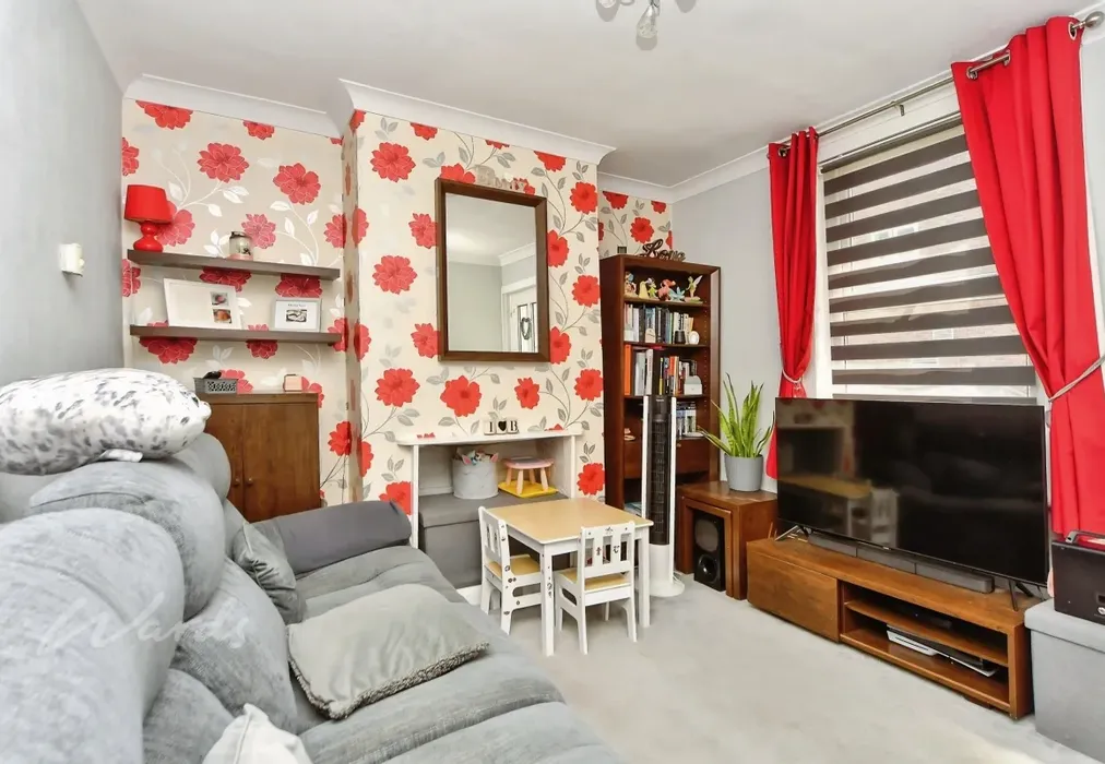 saxton lounge - Saxton Street Gillingham ME7 - Wards of Kent